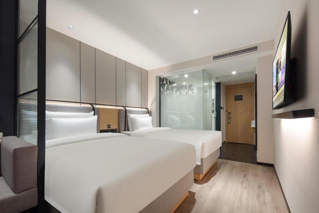 Atour X Hotel Shanghai Xujiahui Sports Center 1