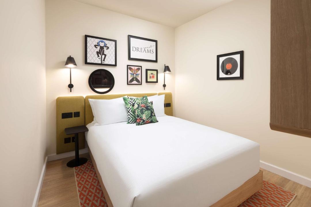 Hampton By Hilton London Old Street 1