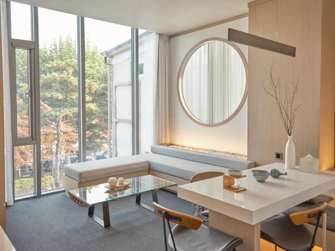 UH Suite The Seoul 1