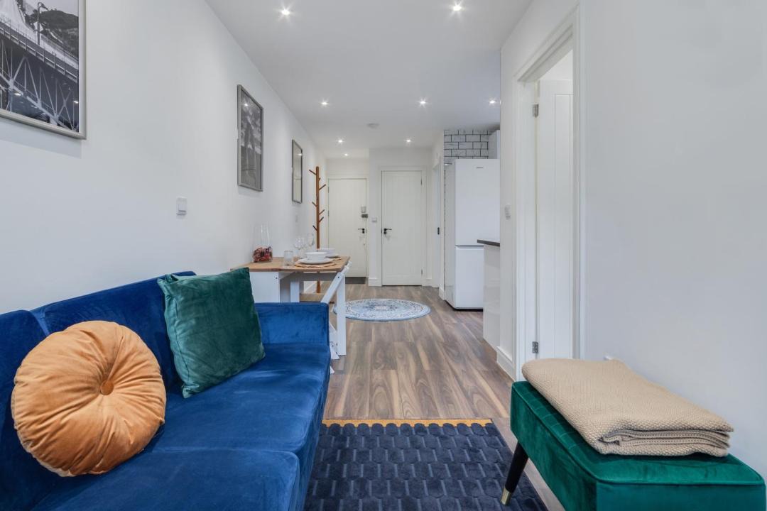 Modern 1 Bed Apartment - Nine Elms, Battersea 1