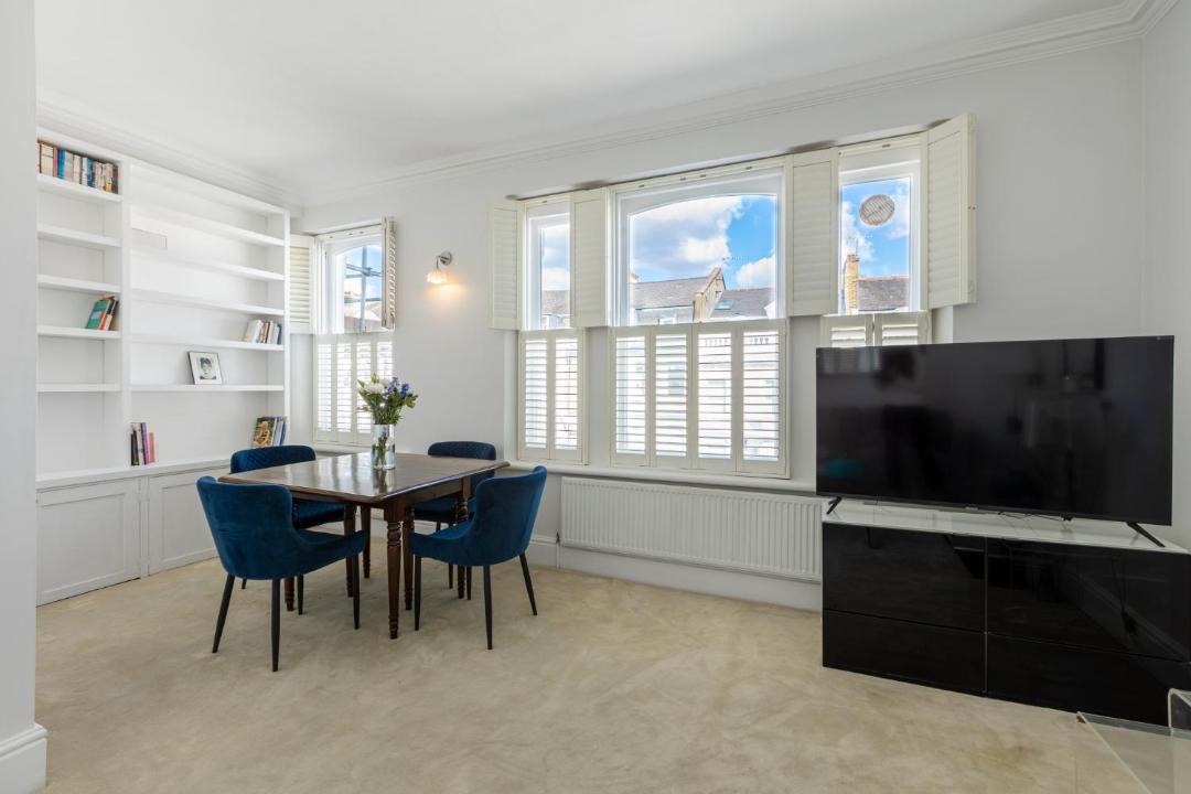 Brigth & Beautiful 1BR Flat in Earls Court 1