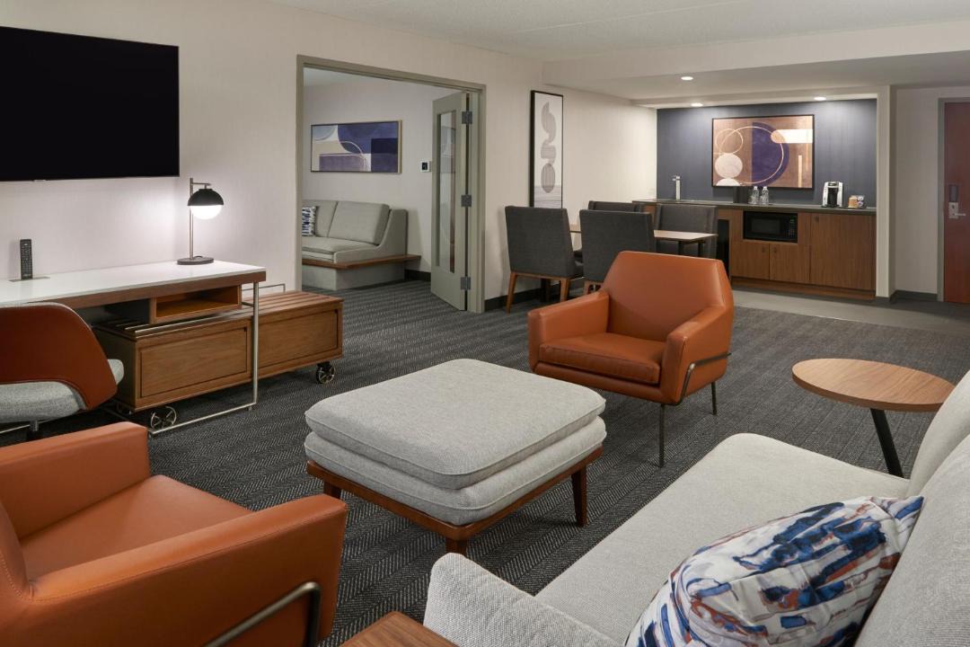 Courtyard by Marriott Toronto Mississauga/Meadowvale 1