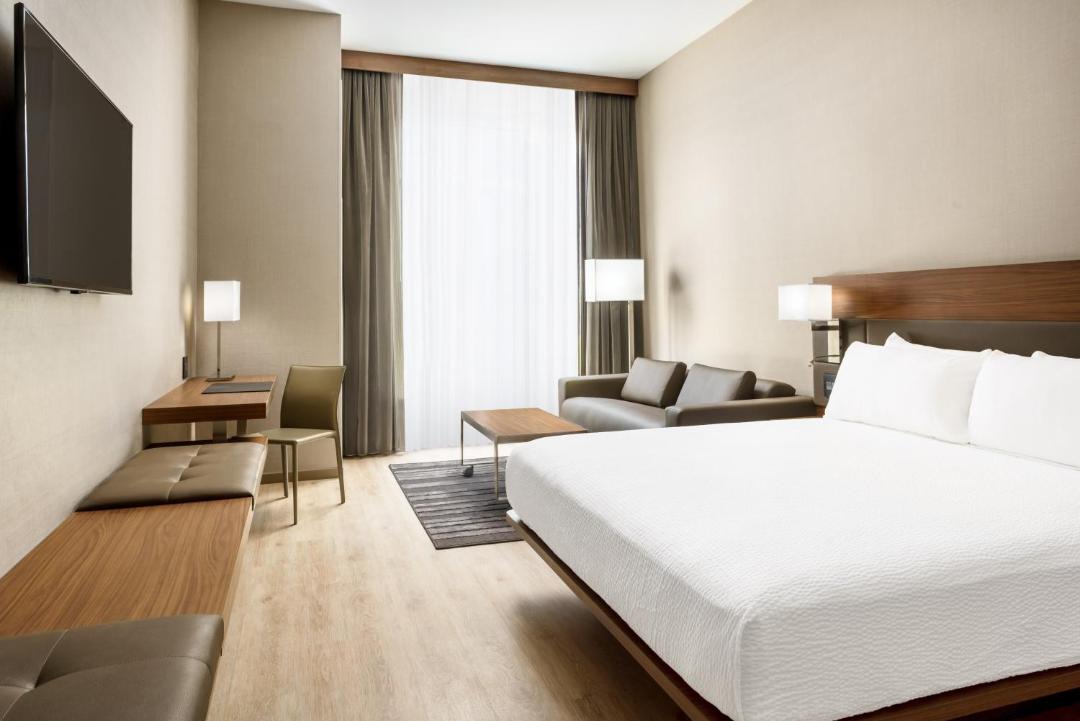 AC Hotel by Marriott San Francisco Airport/Oyster Point Waterfront 1