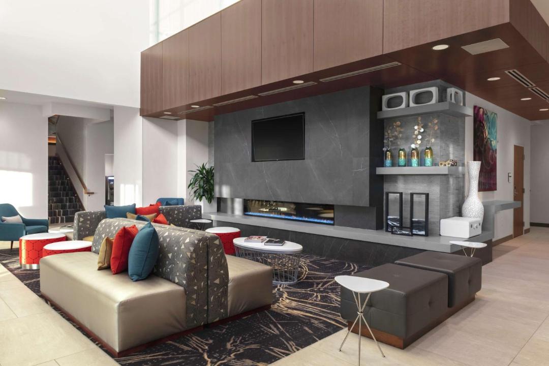 Hilton Garden Inn Denver/Thornton 1