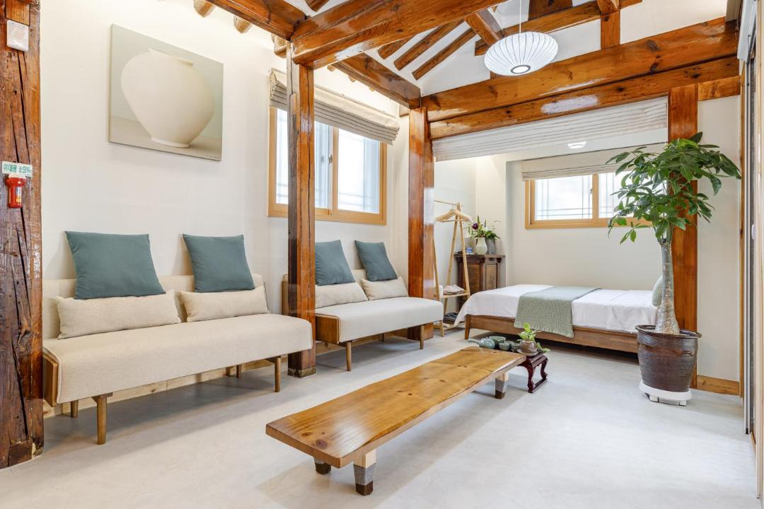 Private Traditional Hanok in Seoul Entire House , MemoryStay 1