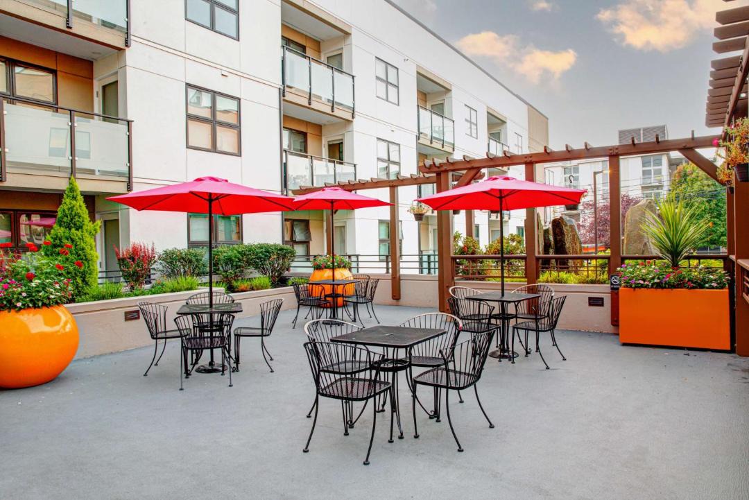Hampton Inn & Suites Seattle-Downtown 1