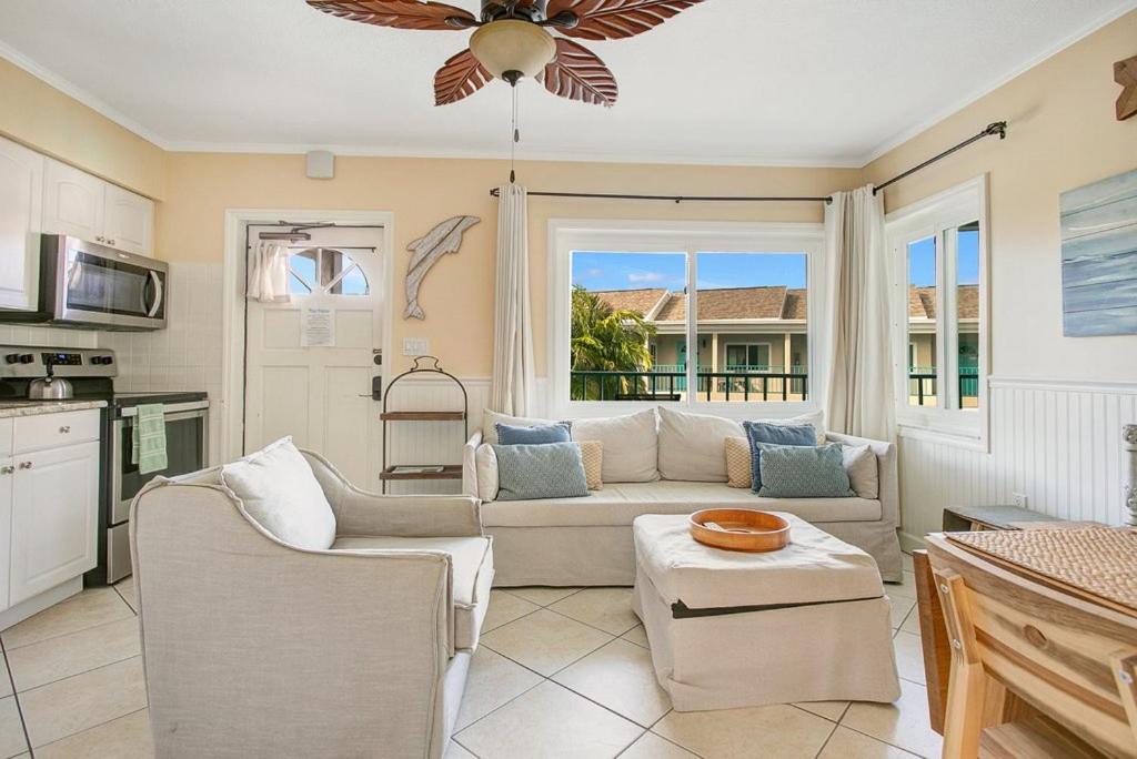 Five Palms Vacation Rentals- Daily - Weekly - Monthly 1