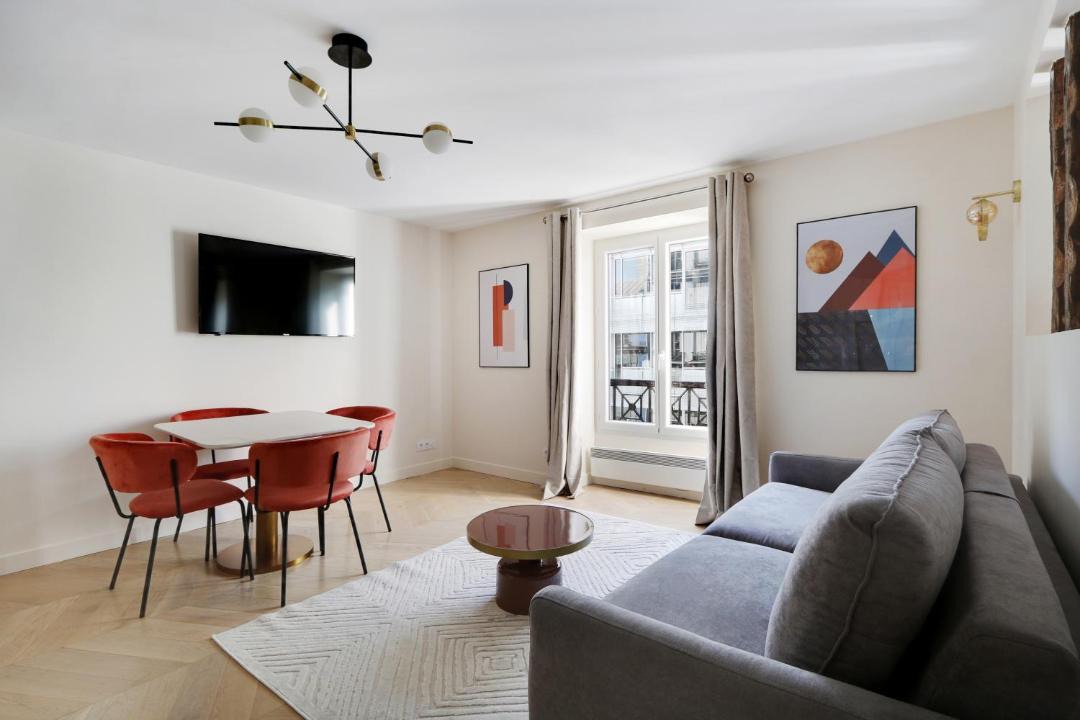 Pick A Flat's Apartments in Saint-Lazare - Rue de Londres 1