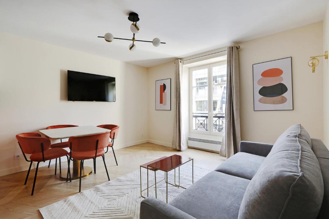 Pick A Flat's Apartments in Saint-Lazare - Rue de Londres 1