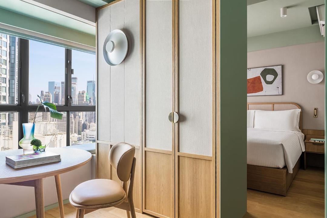 YING'nFLO, Hong Kong, Wan Chai - Langham Hospitality Group 1