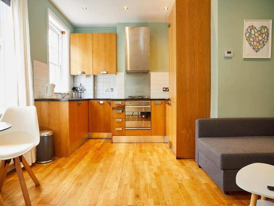 (Oxford Street - Piccadilly Circus) Apartment Central London 1