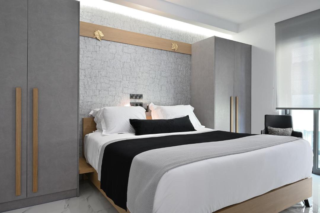 The Lop Athens Holidays Luxury Suites 1