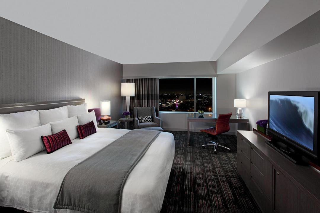 Loews Hollywood Hotel 1