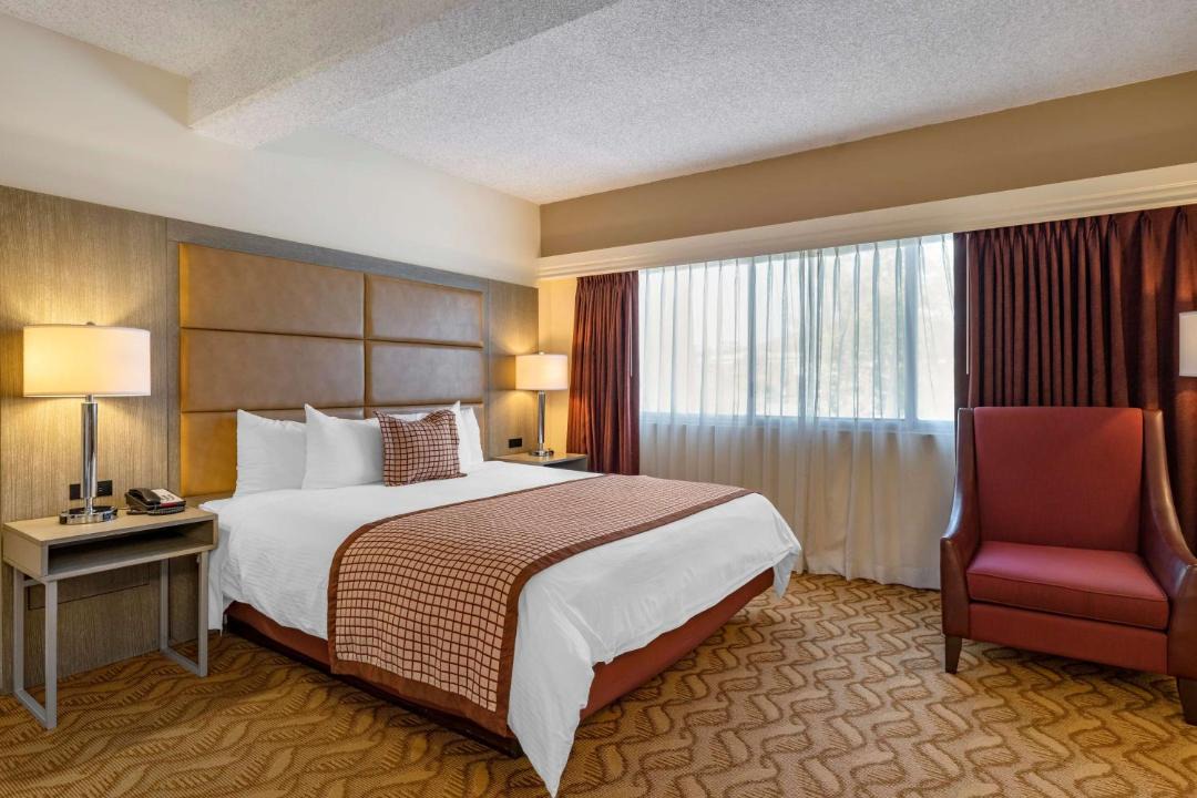 Best Western Plus Thousand Oaks Inn 1