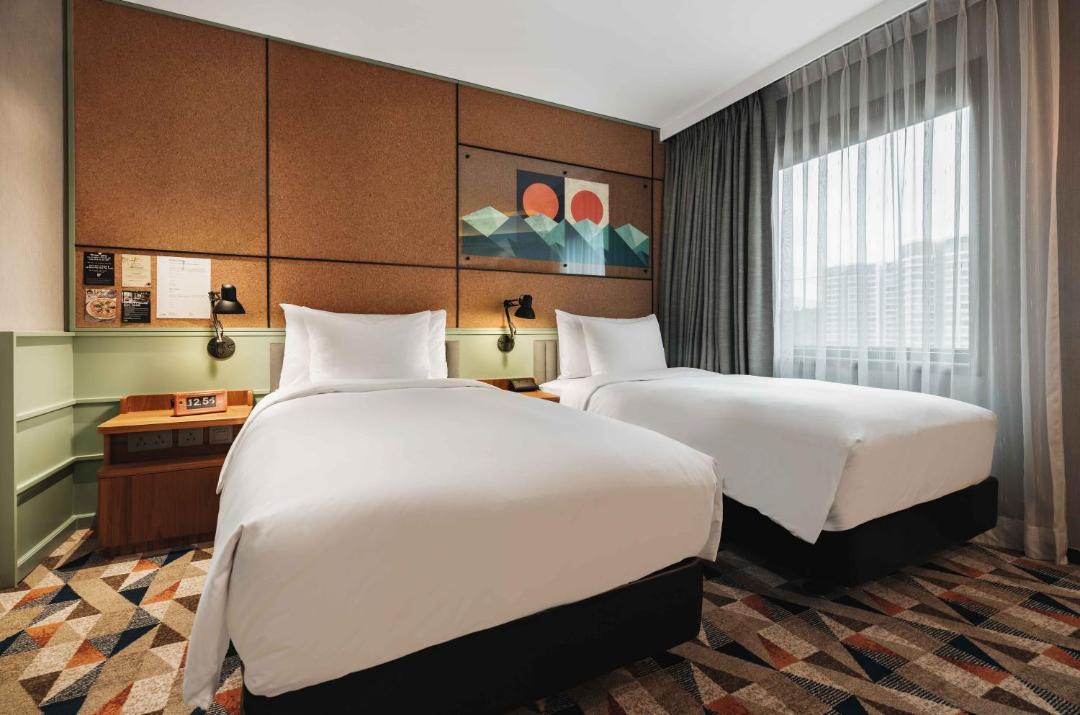 Eaton HK - Langham Hospitality Group 1