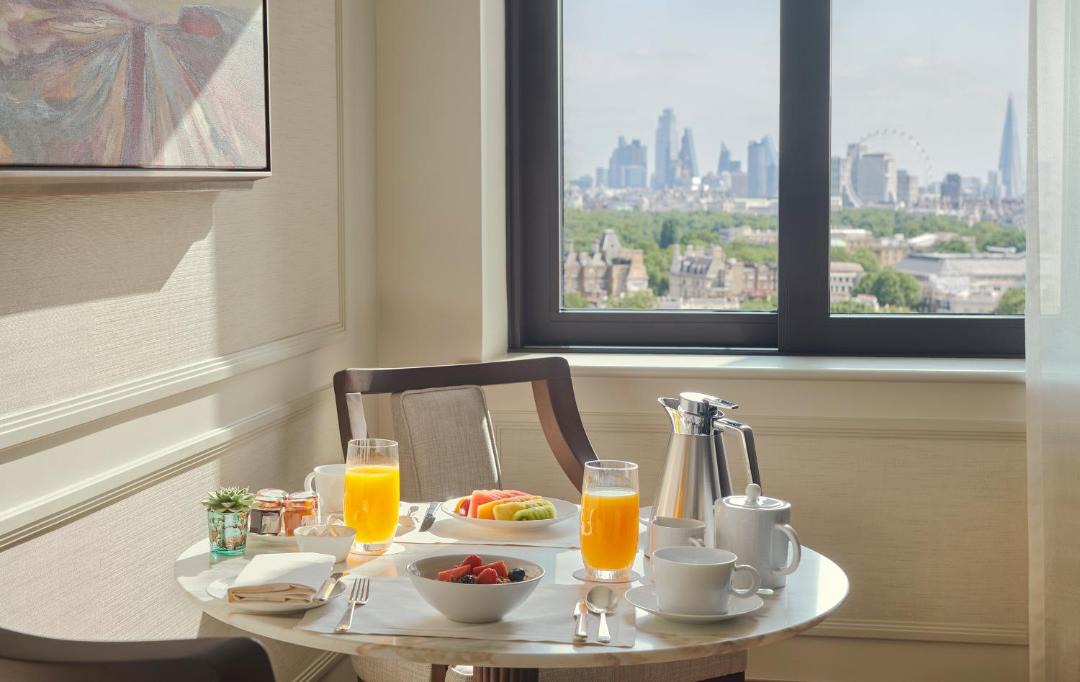 Jumeirah Carlton Tower London 1