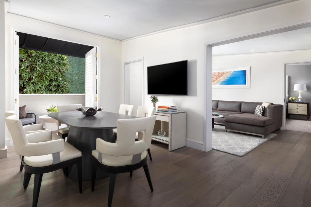 Mosaic Hotel Beverly Hills 1