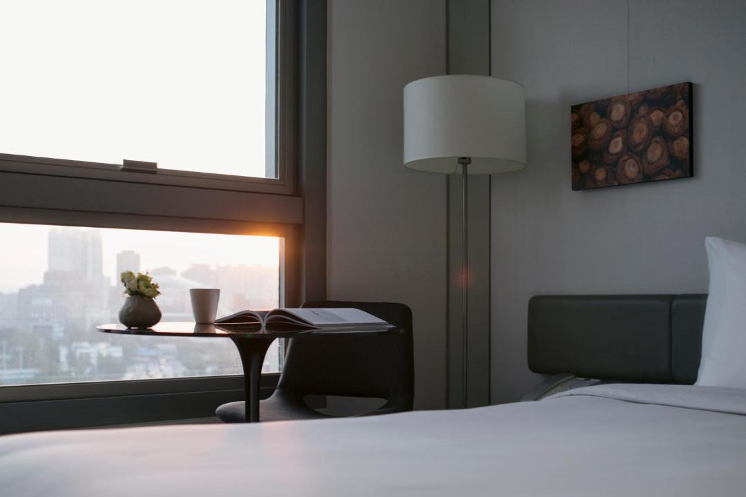 Hotel Stage 1