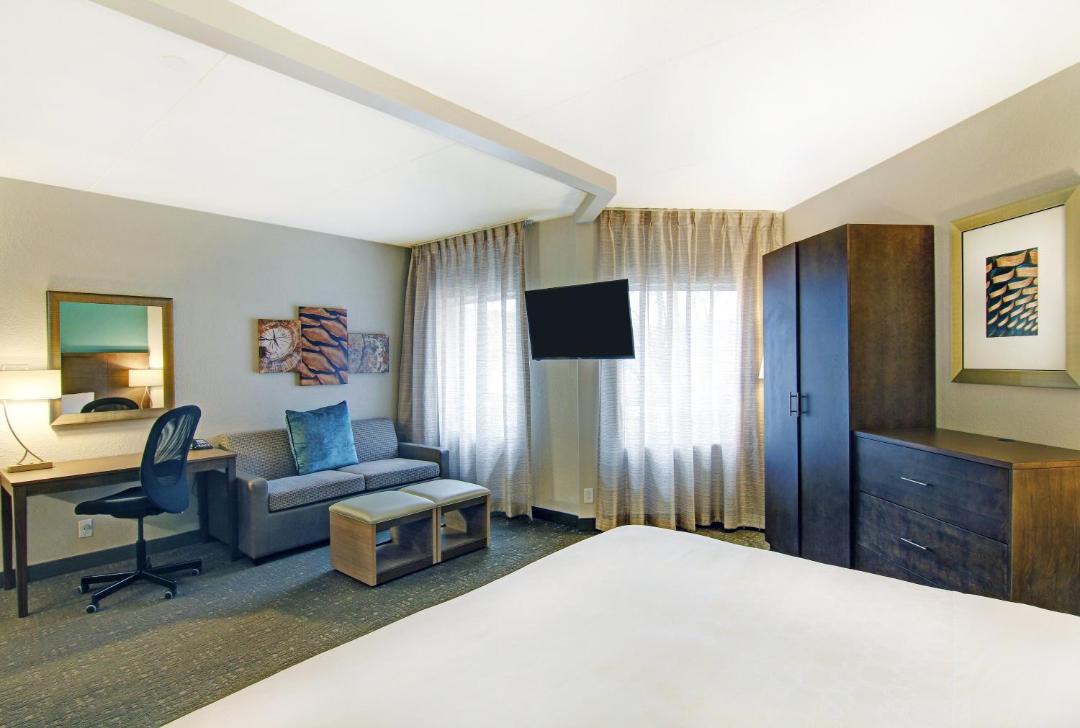 Staybridge Suites Toronto - Vaughan South by IHG 1