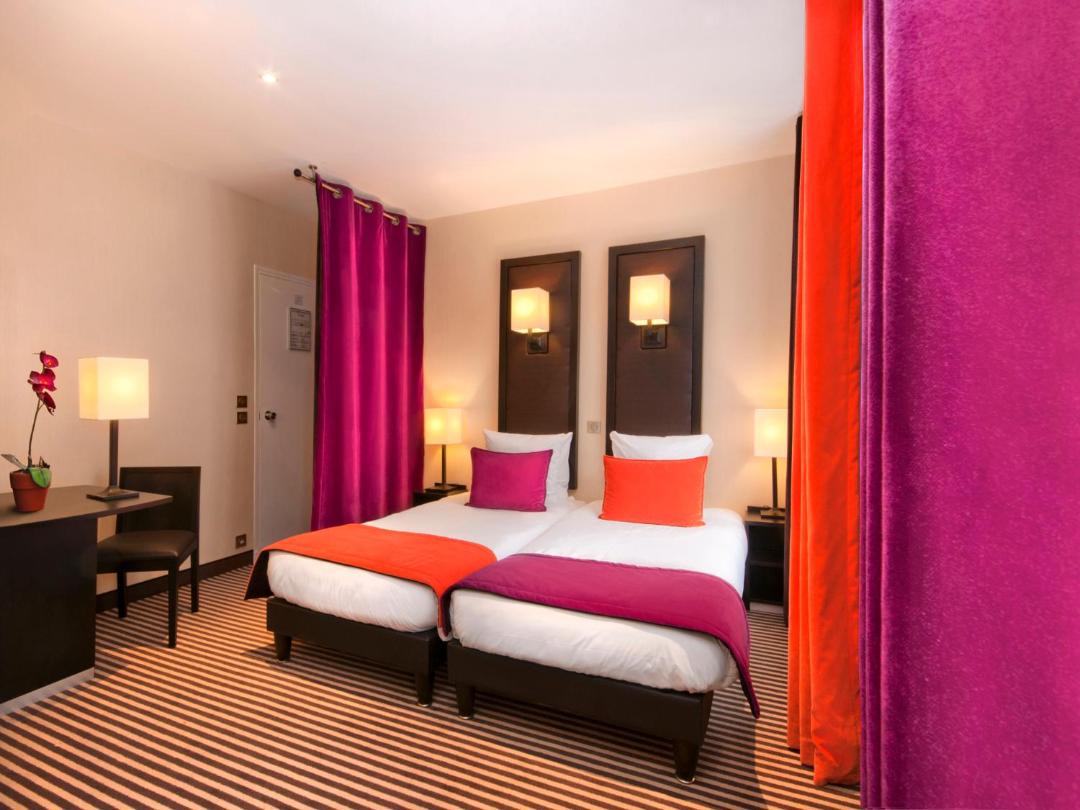 Hotel Pax Opera 1