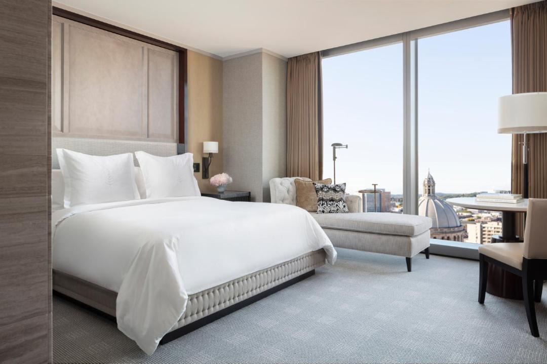 Four Seasons Hotel One Dalton Street, Boston 1