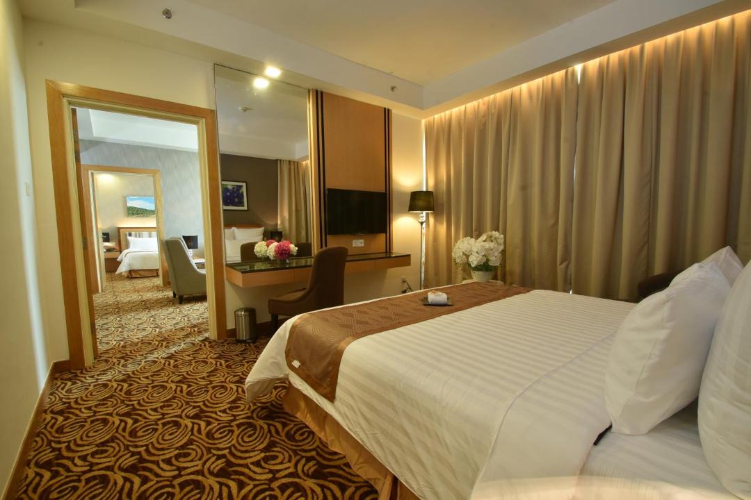 Tenera Hotel 1