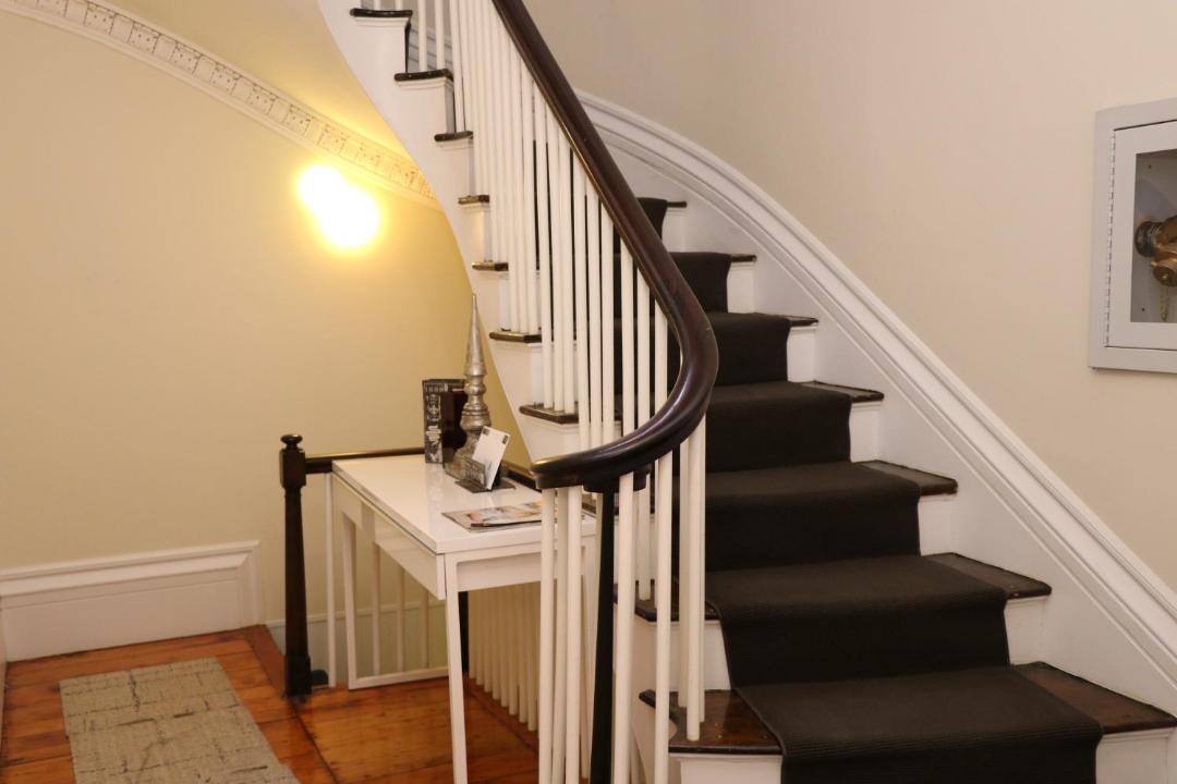 Charming & Stylish Studio on Beacon Hill #6 1