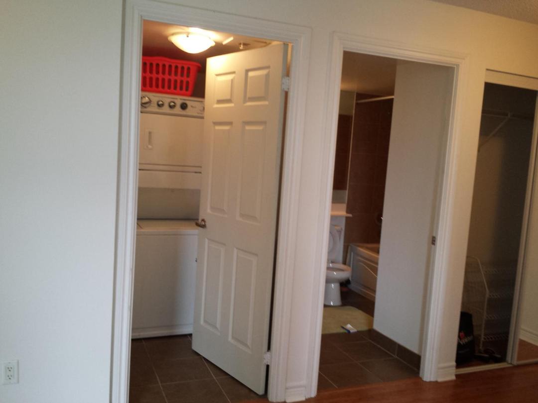 2 Bedroom 1 Bathroom Prime Location in Mississauga 1