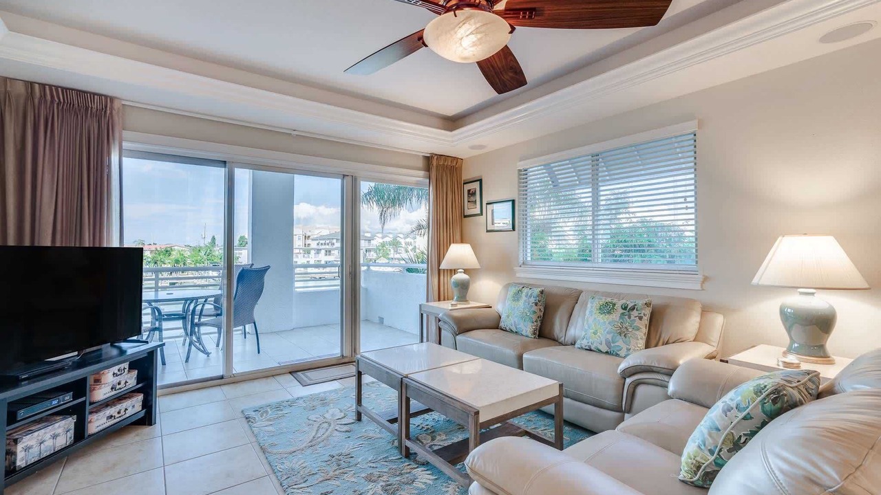 Spacious Family Retreat in Clearwater Beach