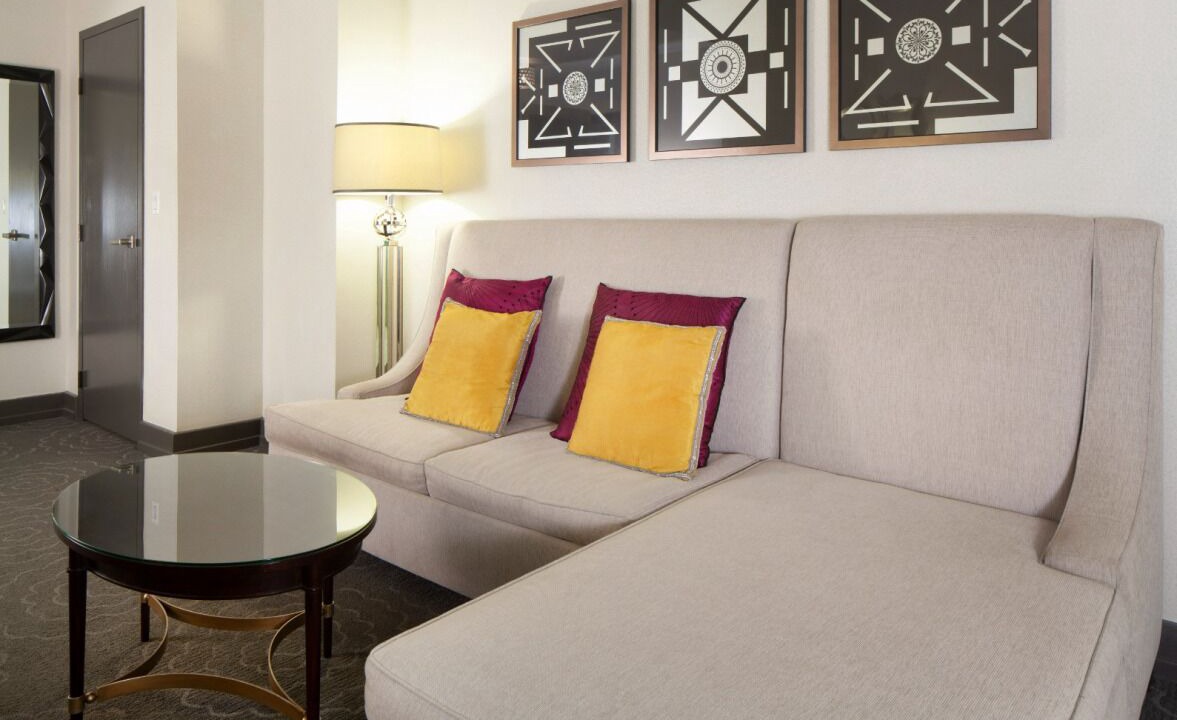 Experience the Heart of Chicago from a Cozy Suite