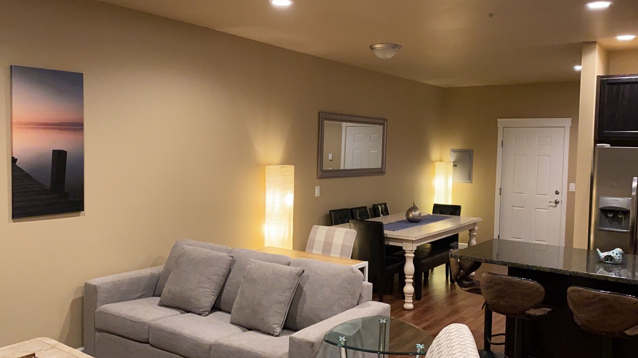 Cozy 3 bedroom Condo on 2nd/Top floor