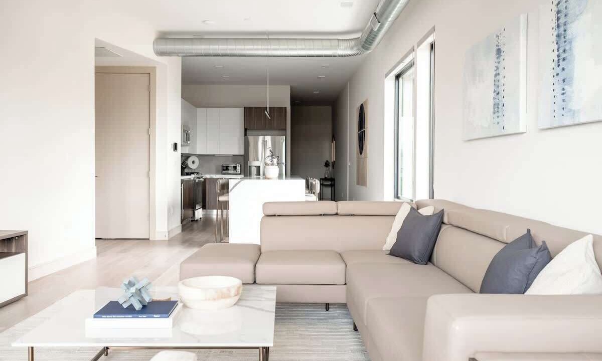 Contemporary Condo | Grill + Balcony | Tesoro