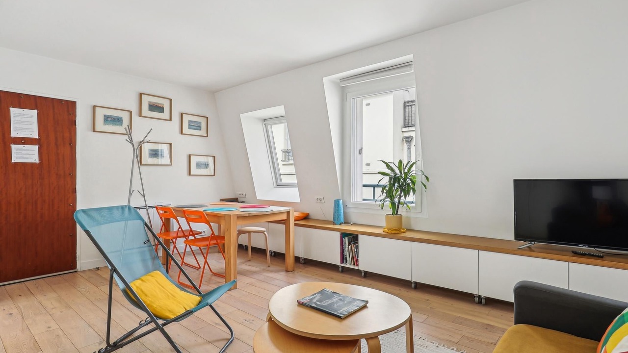Nice apartment in the heart of Paris by Weekome