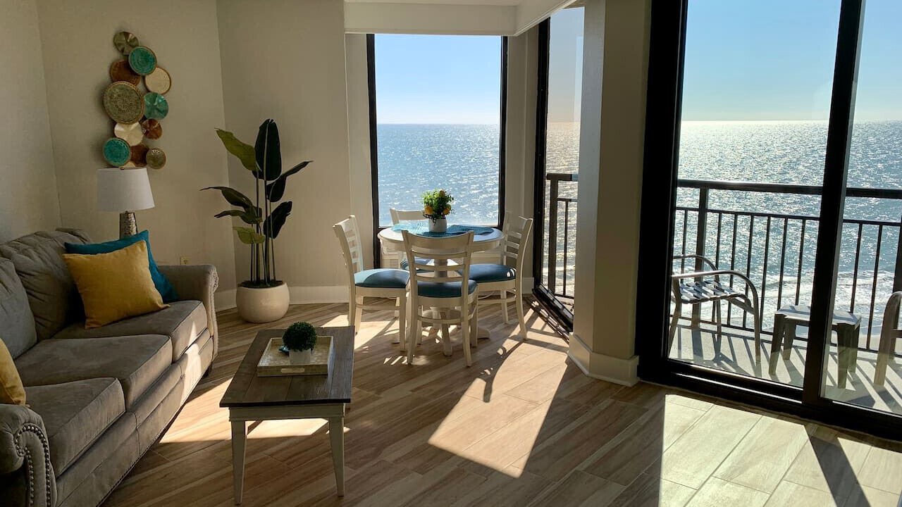 Absolute Beach. Oceanfront. Pet Friendly.