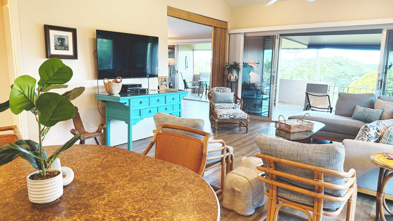 2BR OV in Kaanapali, Beachfront Clubhouse, Golf cart, walk Whaler's Village