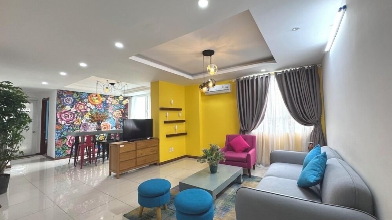 FAMILY APARTMENT IN HO CHI MINH CITY