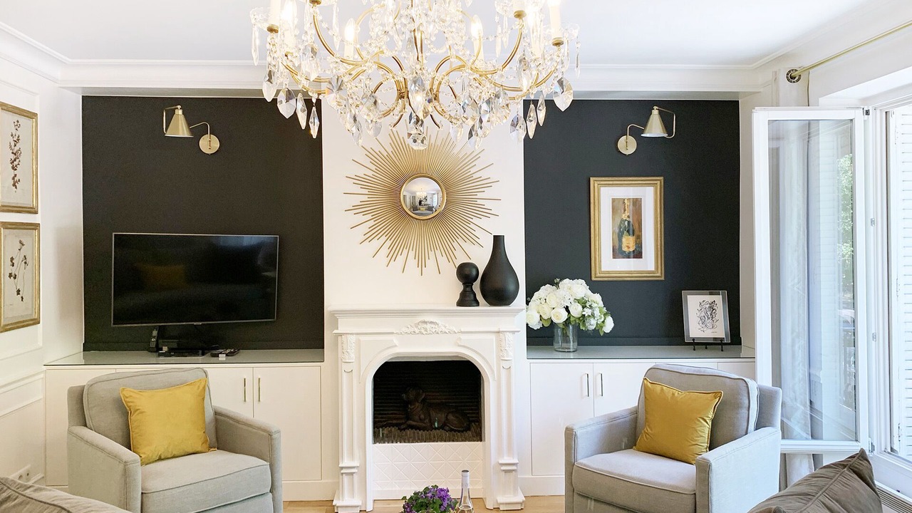 Gorgeous Light-Filled 2 Bedroom in the Sought-After Left Bank