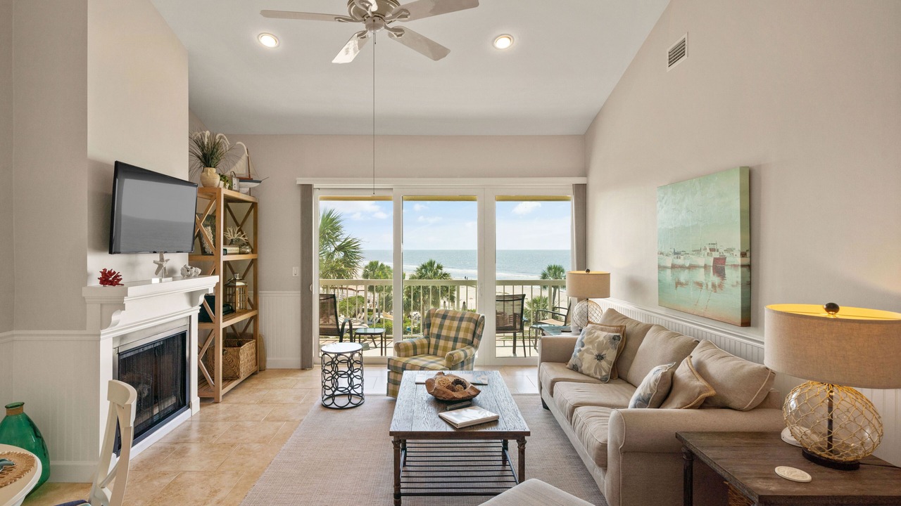 King & Prince Oceanfront South Villa with Beach and Resort Amenities