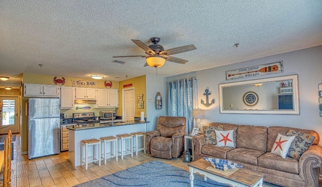 Oceanview Paradise: Relaxing 2-Bedroom Condo in Surfside Beach