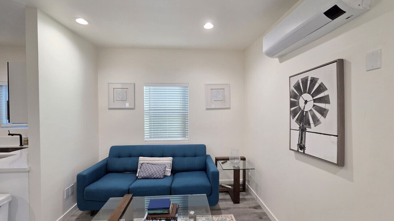 Modern Venice 2 Bedroom