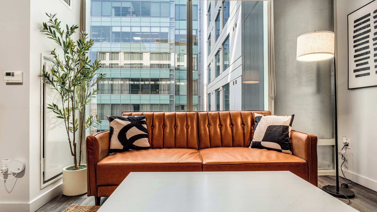 Boulevard Stays 1BR Sky-Loft, Amenities