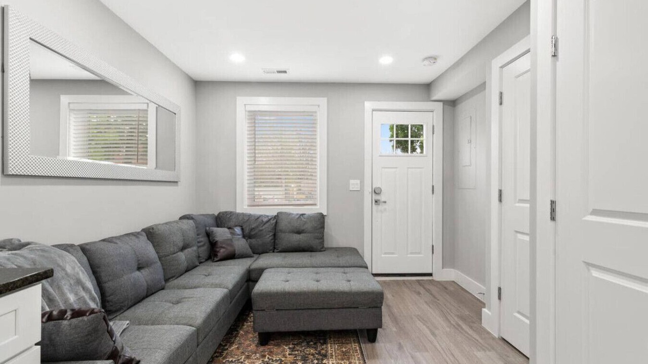 Quaint City flat+Urban Oasis+NearCapitol Hill+PRKG