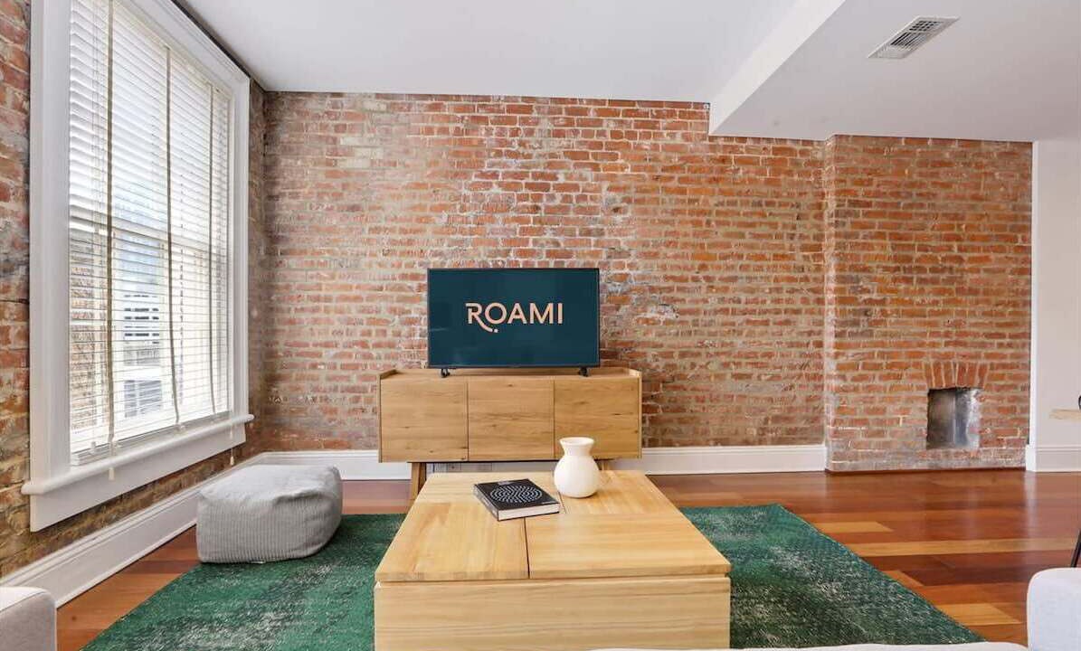 Roami at Factors Row in Bourbon St. | 3BR