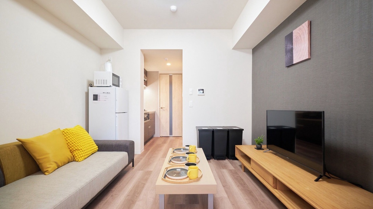 B1 4 minutes walk from Sangenjaya Station 5 mi/Setagaya-ku Tokyo
