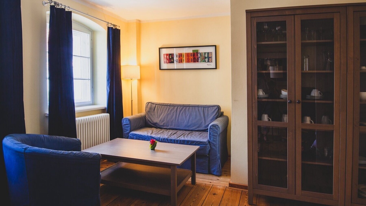 Holiday Apartment "Jagdschloss Grunewald" with Shared Garden and Wi-Fi