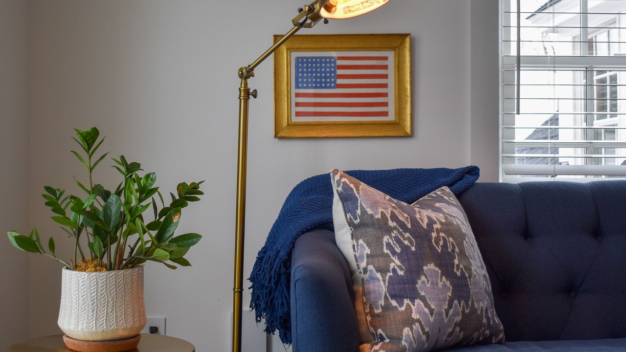 Luxury Coastal Condo in Cape Porpoise – Stylish 2BR Retreat, Pool, Near Beaches!