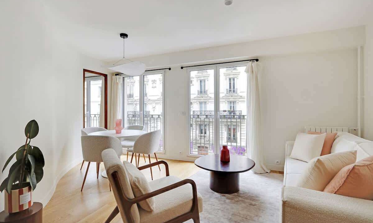 A Refined 2-BR in Saint-Germain