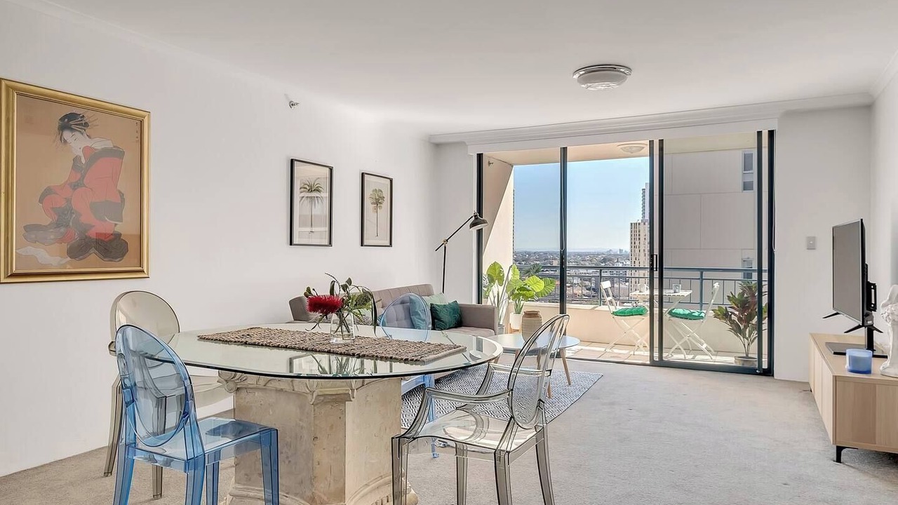 Top of the Town with Sydney CBD at its Doorstep
