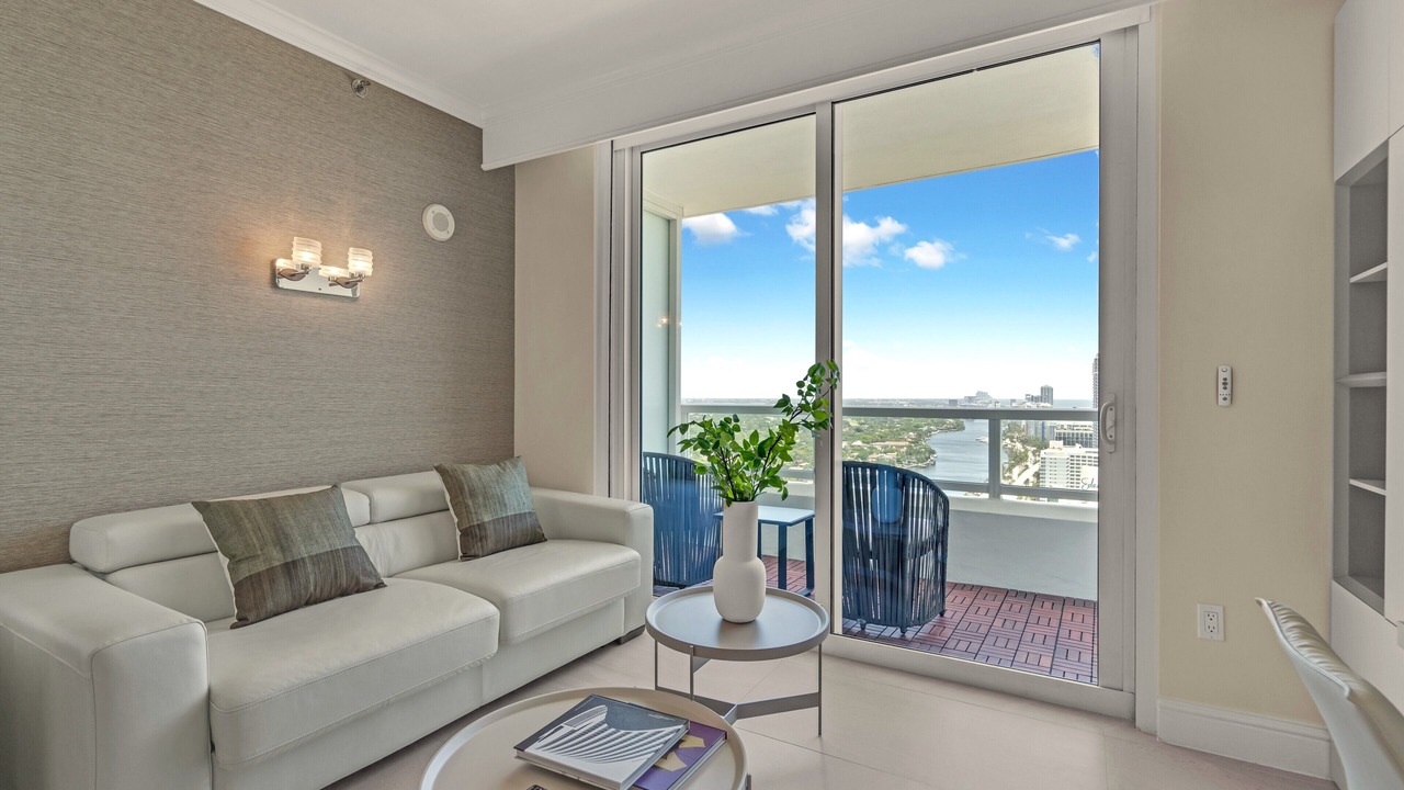 Jr Suite Presidential Design Ocean Fontainebleau