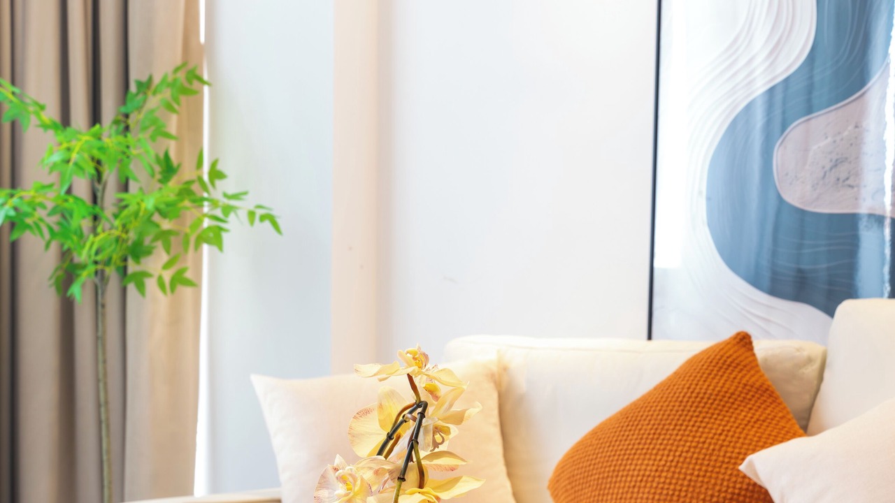 Sunny Abode 3Bedroom Located in Huangpu and 100 meters from the subway station